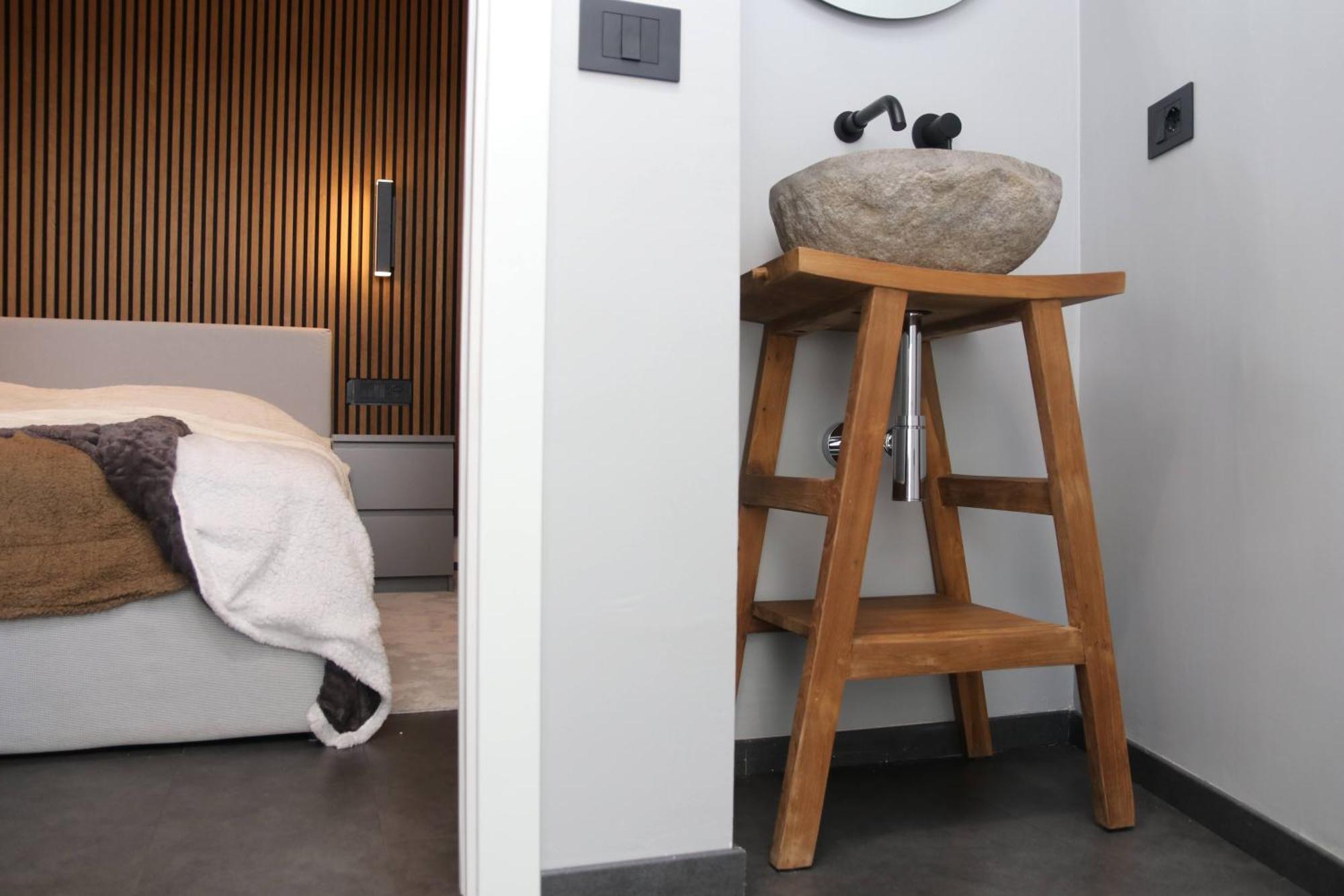 Luxury Pure! Bazzoni 2-Room Suite, Fully Equipped オルビア エクステリア 写真